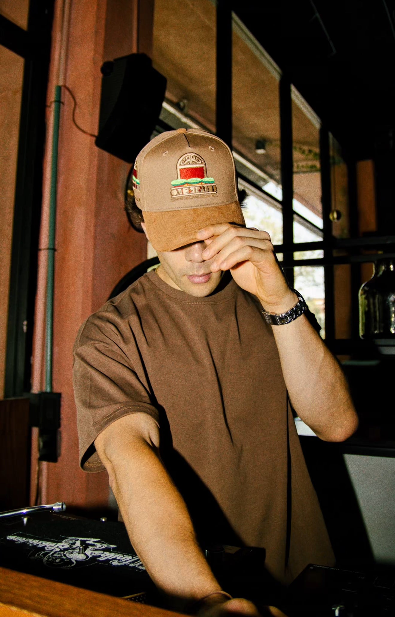 Gorra Overrated Window